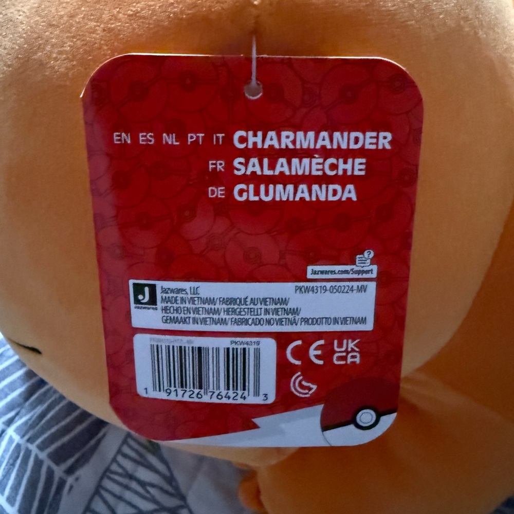 Pokémon x Jazwares Sleeping Charmander 18” Plush Toy - New With Tags - Picture 9 of 10